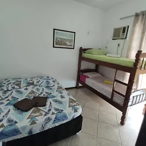 Apto 2 Quartos Com Ar Cond, Predio Frente P/ Cabo Frio